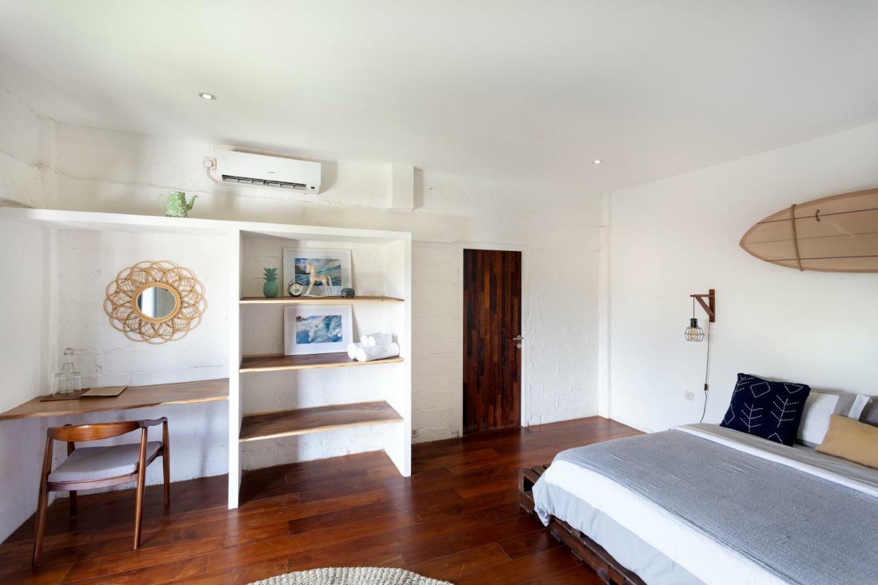 Takeoff Surf Camp & Hotel ชังกู ภายนอก รูปภาพ